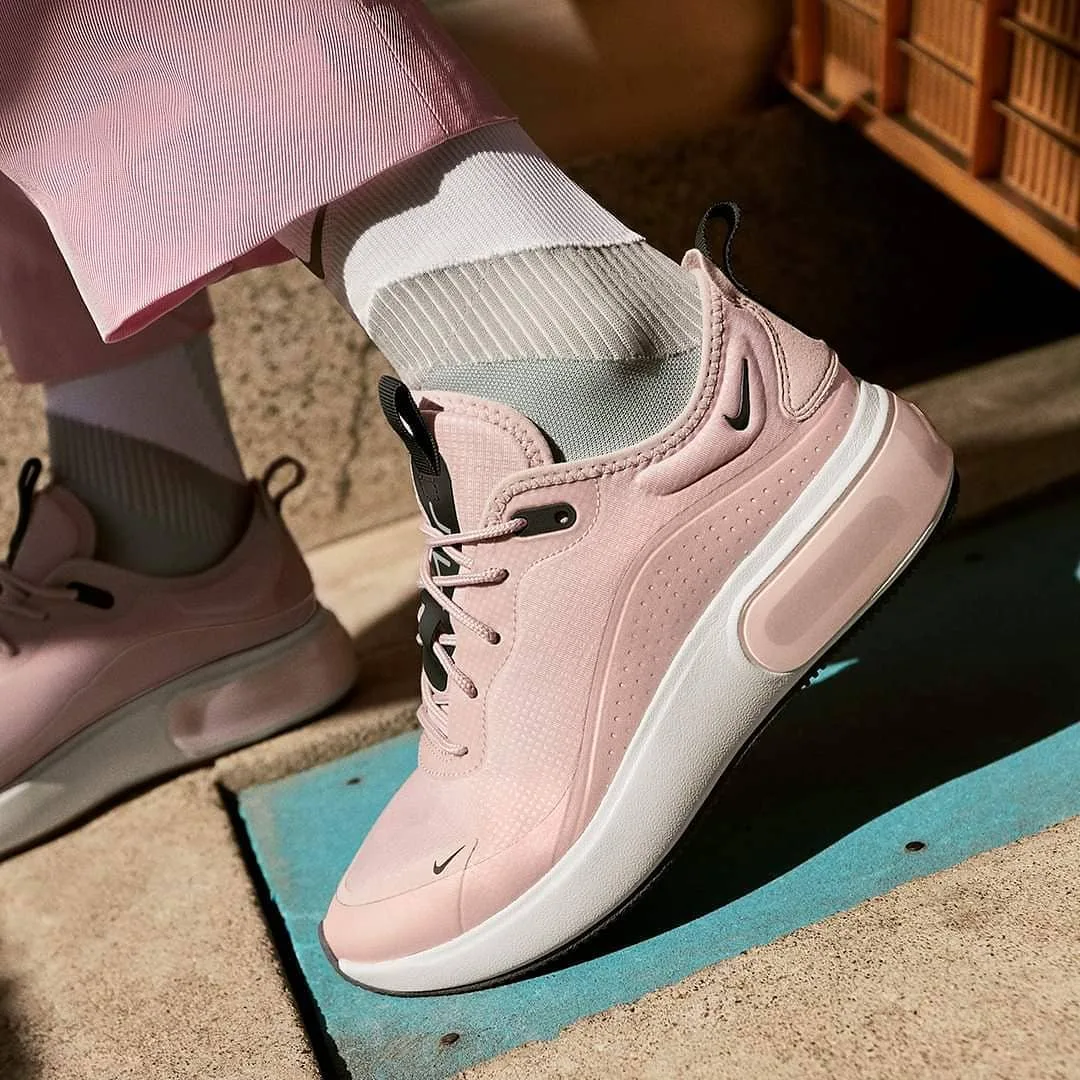 ELLE Women in socitey trang phục thể thao nike 1
