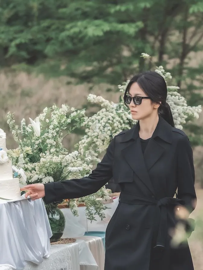 phong cách của Song Hye Kyo trong The Glory