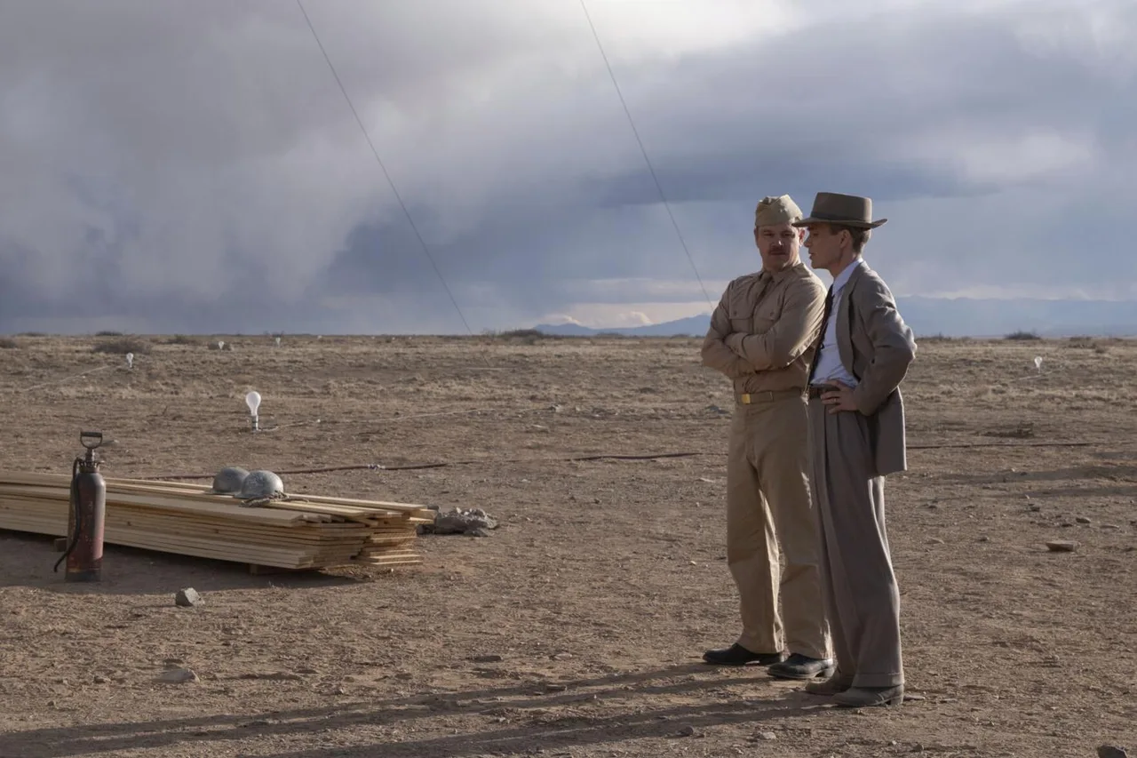 Cillian Murphy đóng vai cha đẻ bom nguyên tử