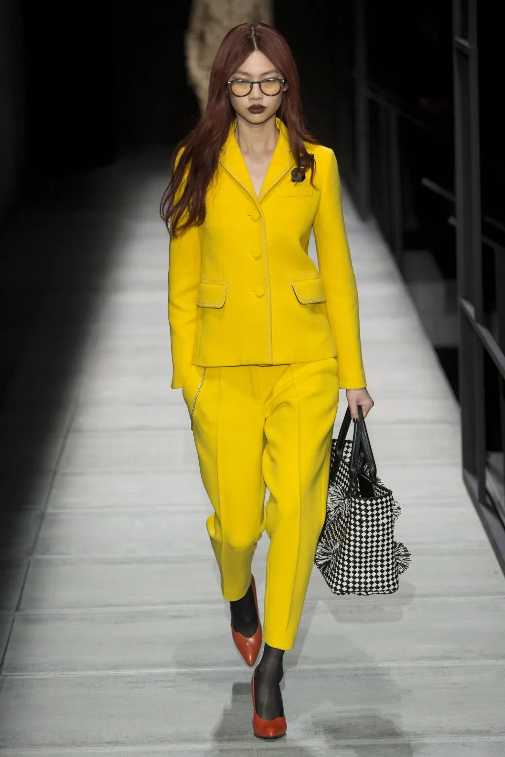 BST của thương hiệu Bottega Veneta mùa Thu 2018: Cuộc ngoại xâm đầy tham vọng của nhà mốt xa xỉ nước Ý BST của thương hiệu Bottega Veneta mùa Thu 2018: Cuộc ngoại xâm đầy tham vọng của nhà mốt xa xỉ nước Ý