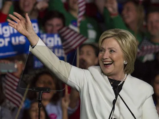 635933172260783601-hillary-clinton-miami-rally-super-tuesday-27