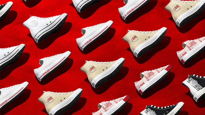 các thiết kế trong bst love fearlessly của converse ngày valentine