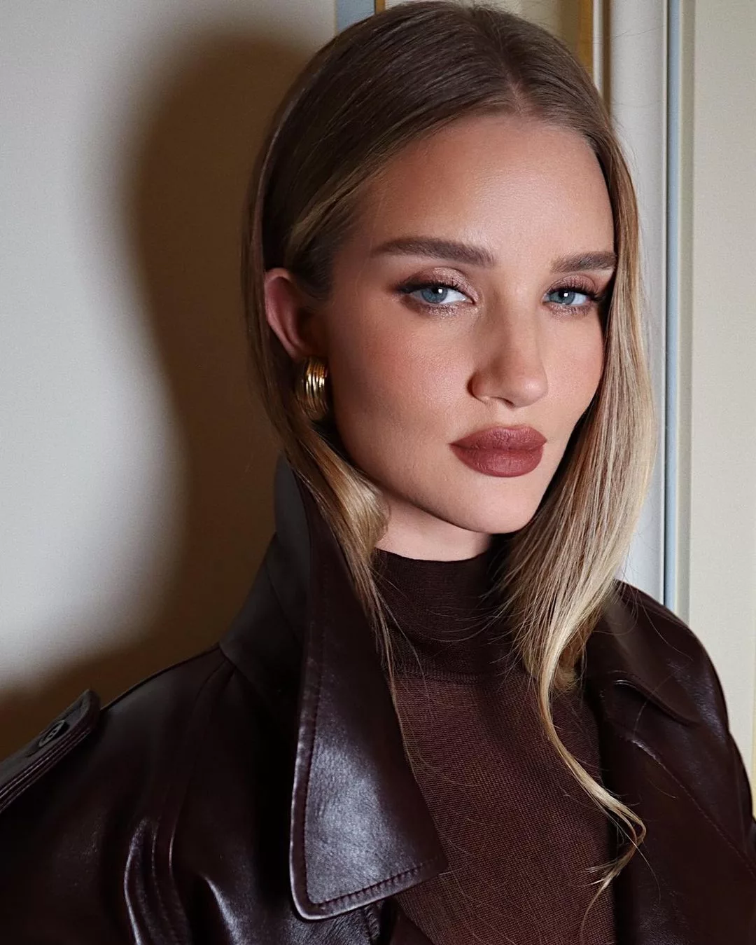 rosiehw diện