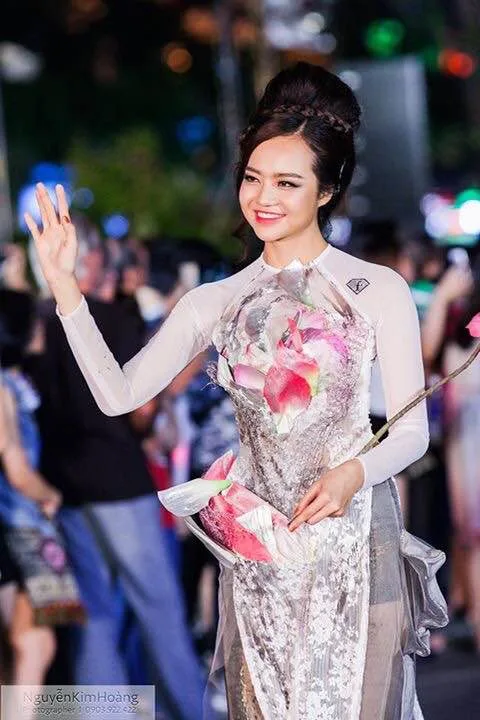 Thành phố Áo dài - thời trang đường phố đẹp và ý nghĩa 05