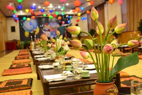 Le hoi Huyen thoai mua trang (2)