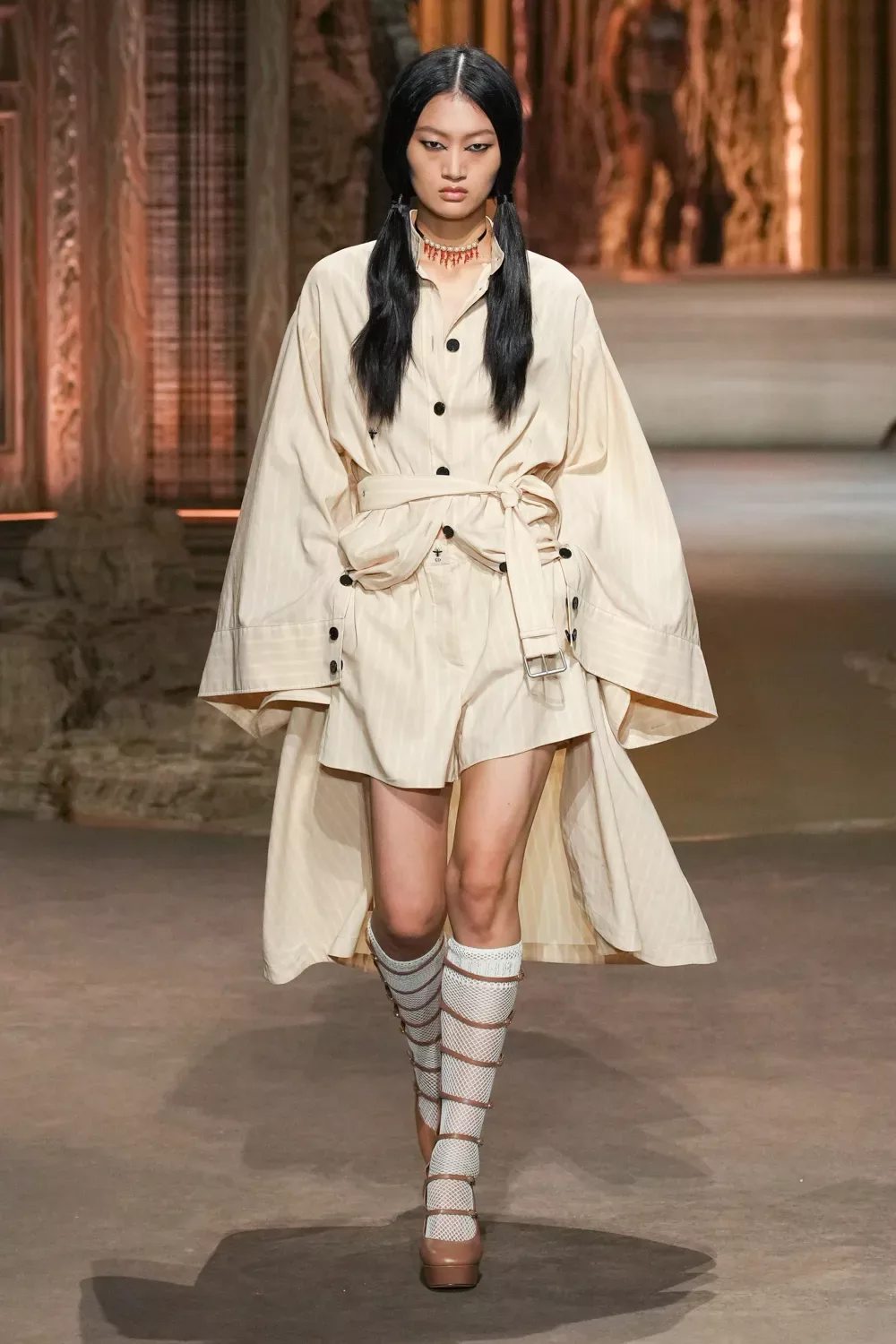 CD xuân hè 2023 look 47