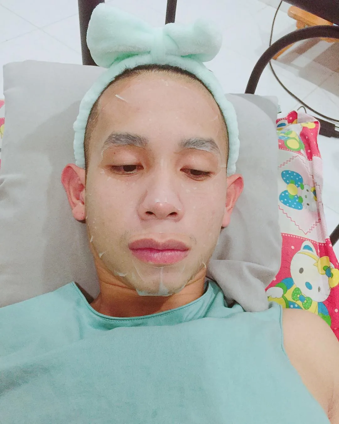tiền vệ nguyễn phong hồng duy đắp mặt nạ tiền vệ nguyễn phong hồng duy đắp mặt nạ