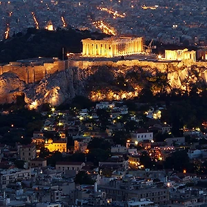 Du lịch Hy Lạp, trải nghiệm một đêm rất khác ở Athens