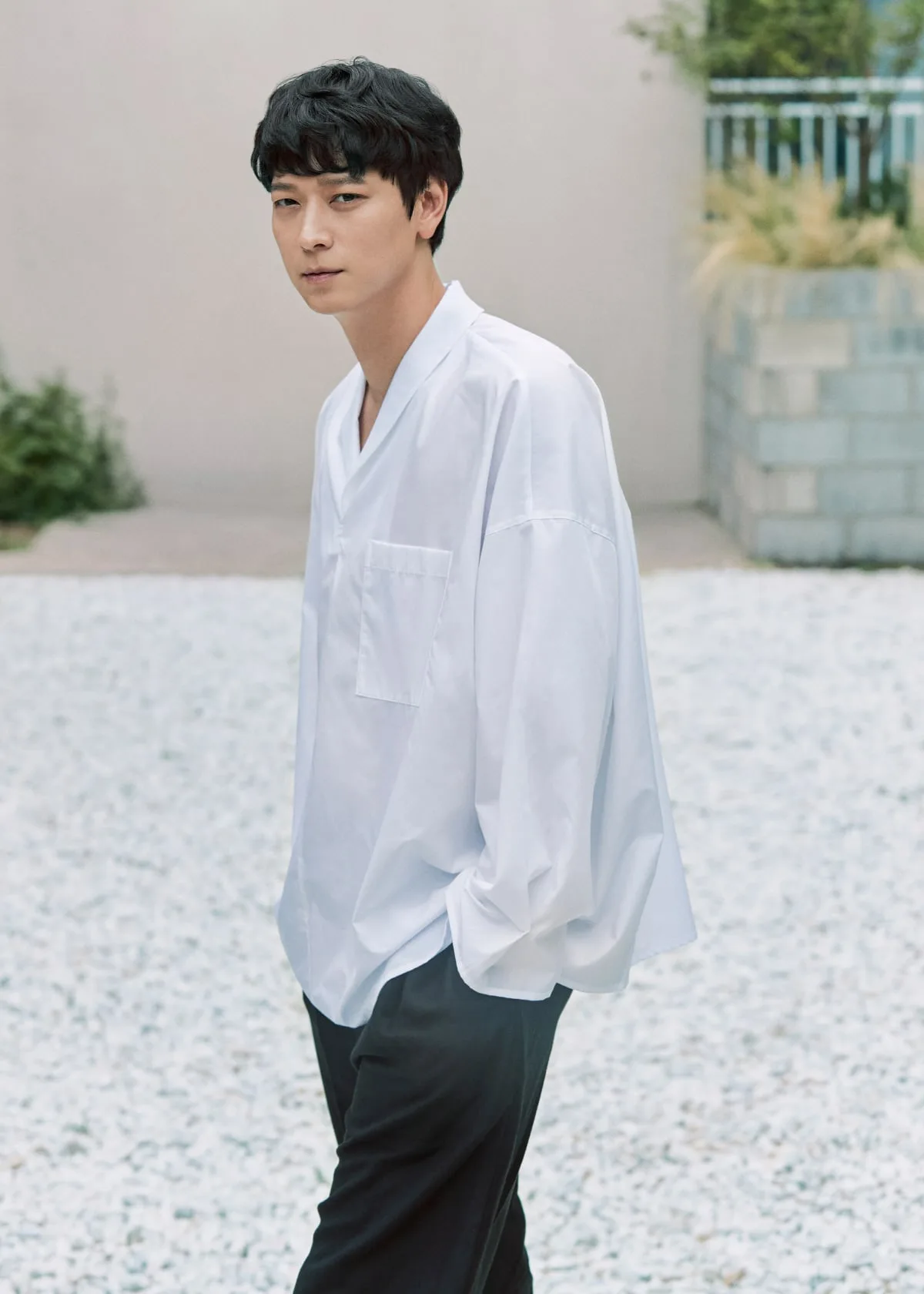 Kang Dong Won có học vấn ấn tượng