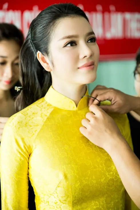 Lý Nhã Kỳ trổ tài vũ đạo trong "Bí mật đêm Chủ Nhật"-8