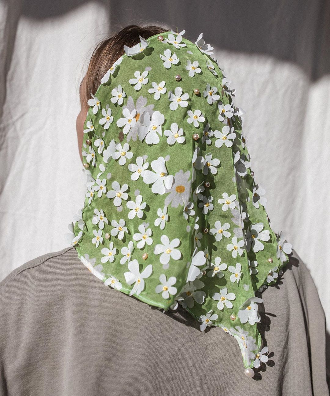 Phụ kiện tóc khăn bandana đính hoa