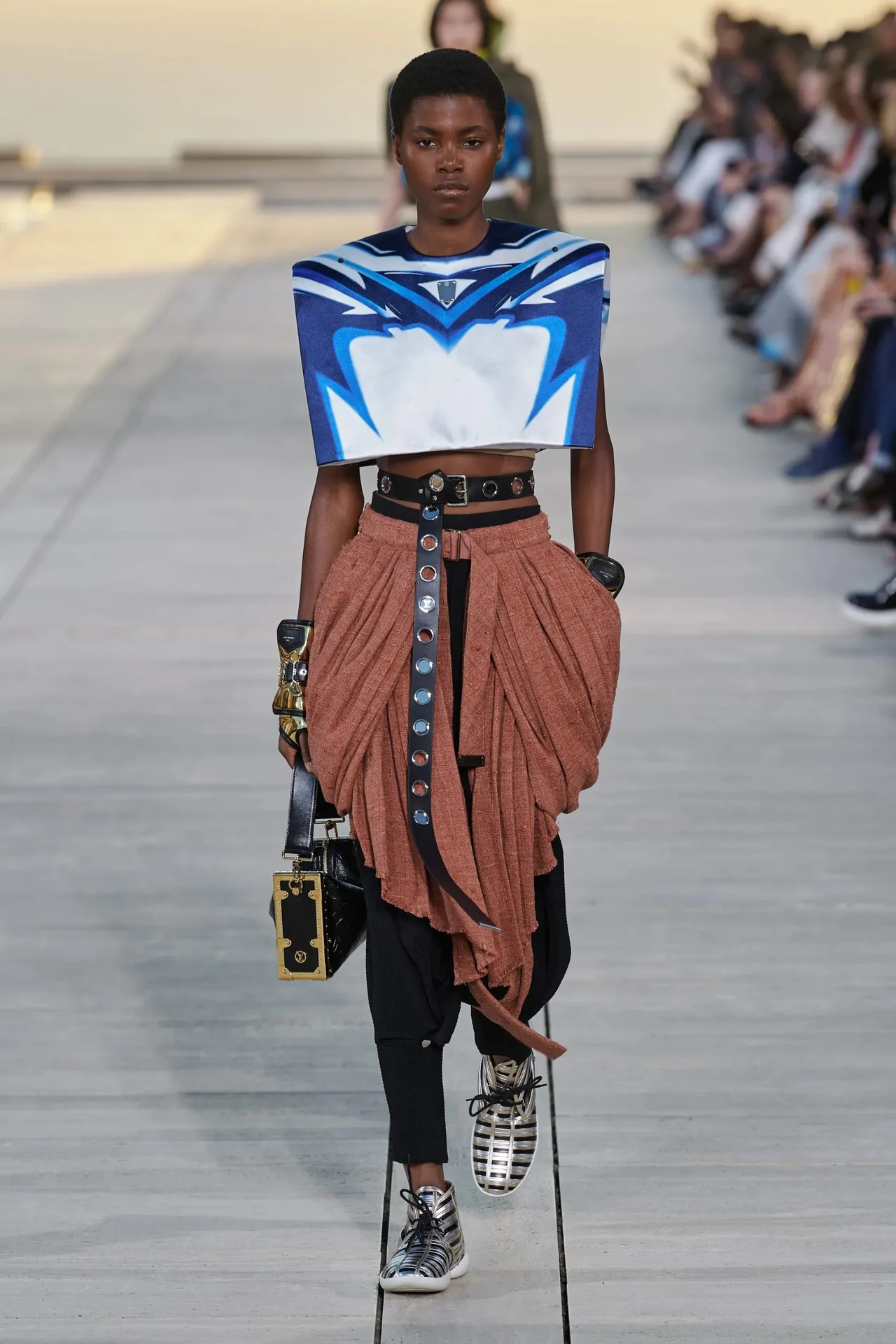 Louis Vuitton Cruise 2023 look 6