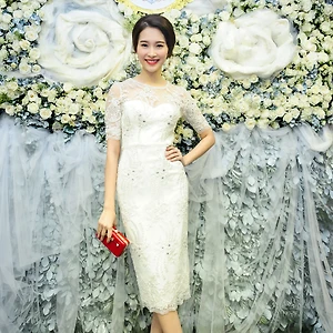 Dàn sao rạng rỡ đến chúc mừng nhà thiết kế Lê Thanh Hòa