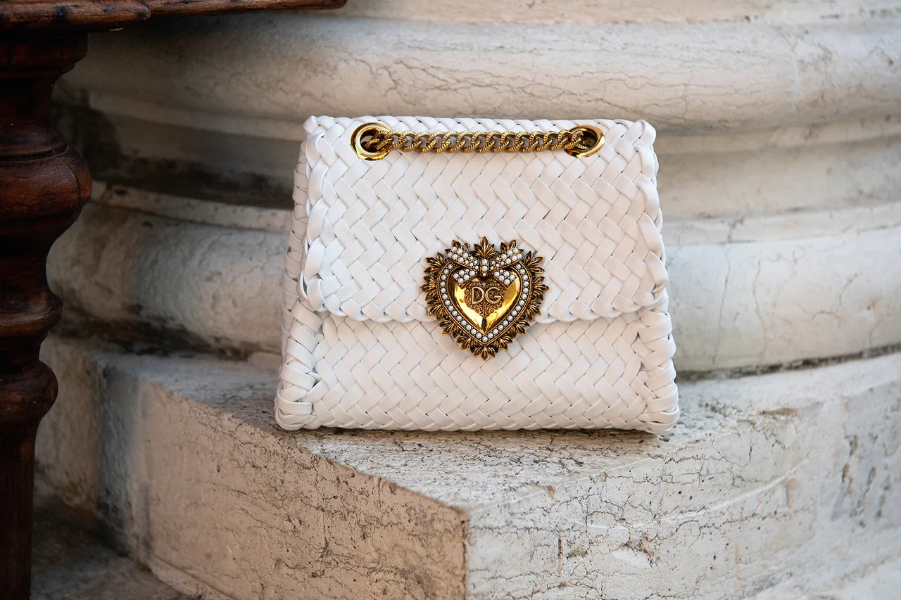 túi Devotion đại tiện cho tình yêu của Dolce & Gabbana