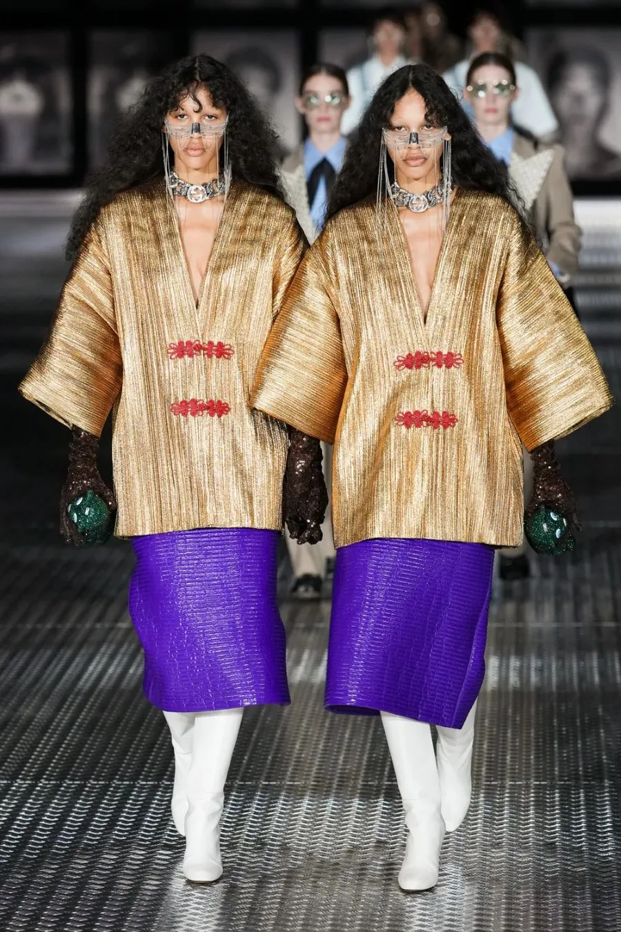 GG xuân hè 2023 look 30