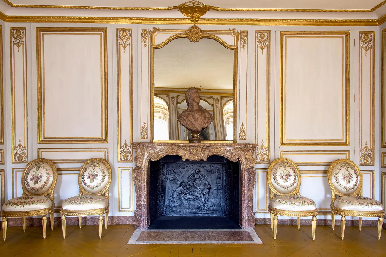 công trình căn hộ của madame du barry công trình căn hộ của madame du barry