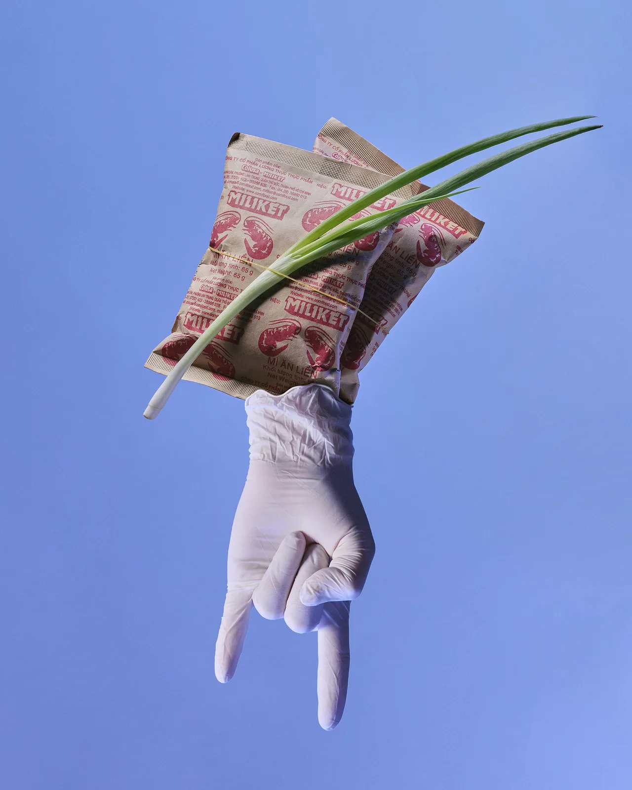 đồng cảm mì gói lòng tốt mì gói