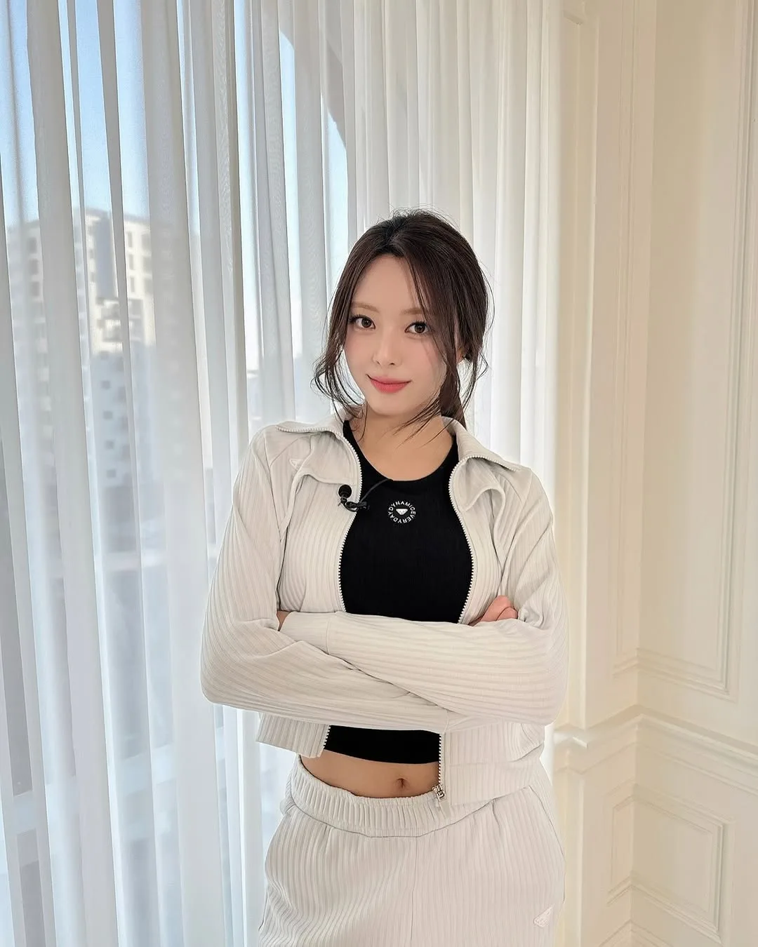itzy.all.in.us diện croptop bó sát