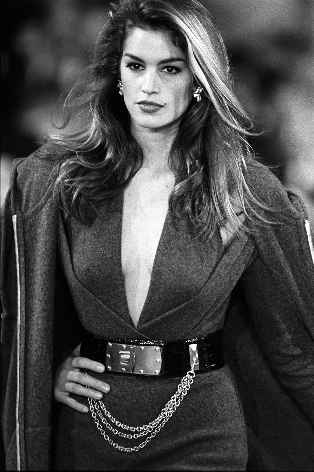 những câu nói hay của cindy crawford trên sàn diễn donna karan thu đông 1992
