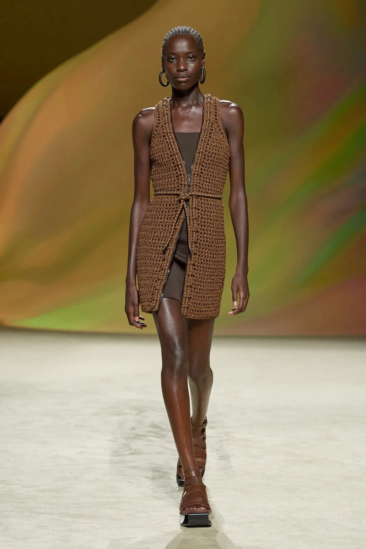 Hermès Xuân Hè 2023 look 16