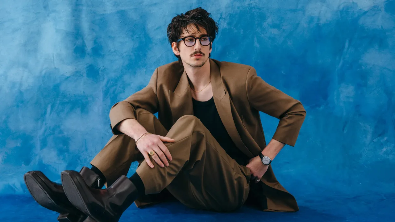 Milo Manheim đóng vai nhân vật Flynn Rider trong Tangled live action.