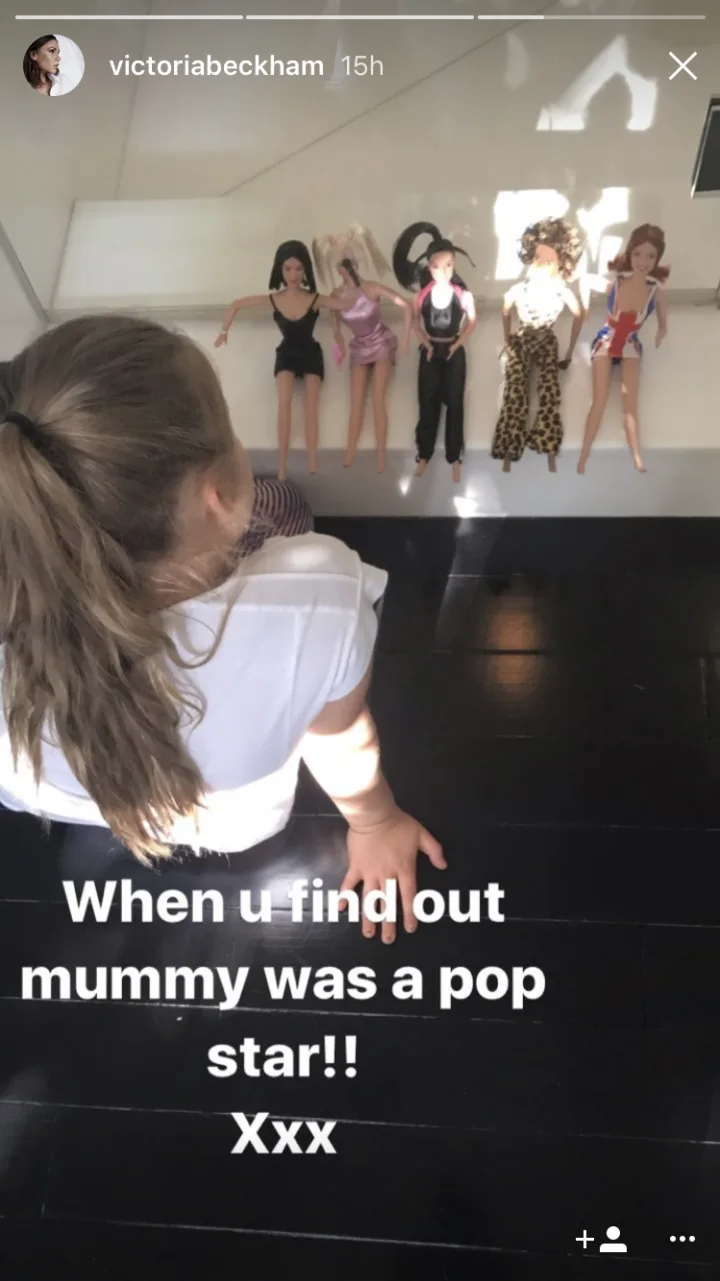 Đây là cách Harper Beckham phát hiện mẹ mình là một ca sĩ nổi tiếng