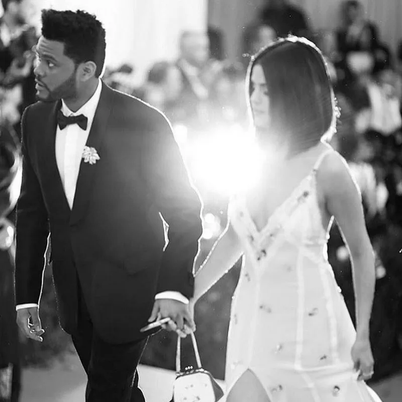 Selena Gomez và The Weeknd chia tay