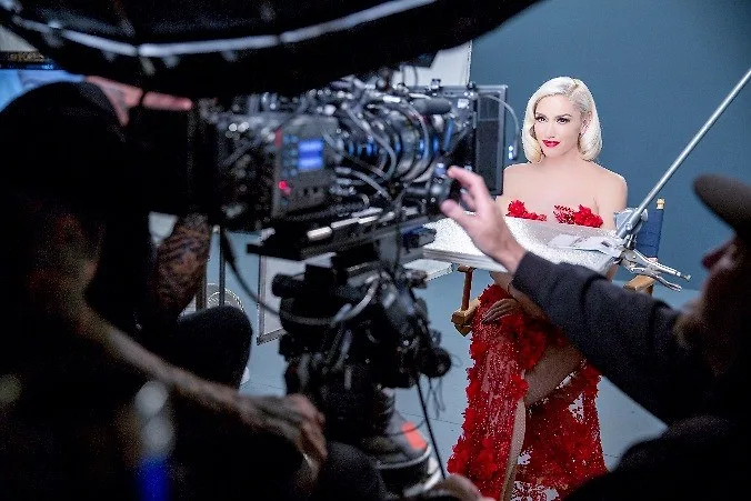 Gwen Stefani trở thành đại sứ mới của Revlon ELLE VN
