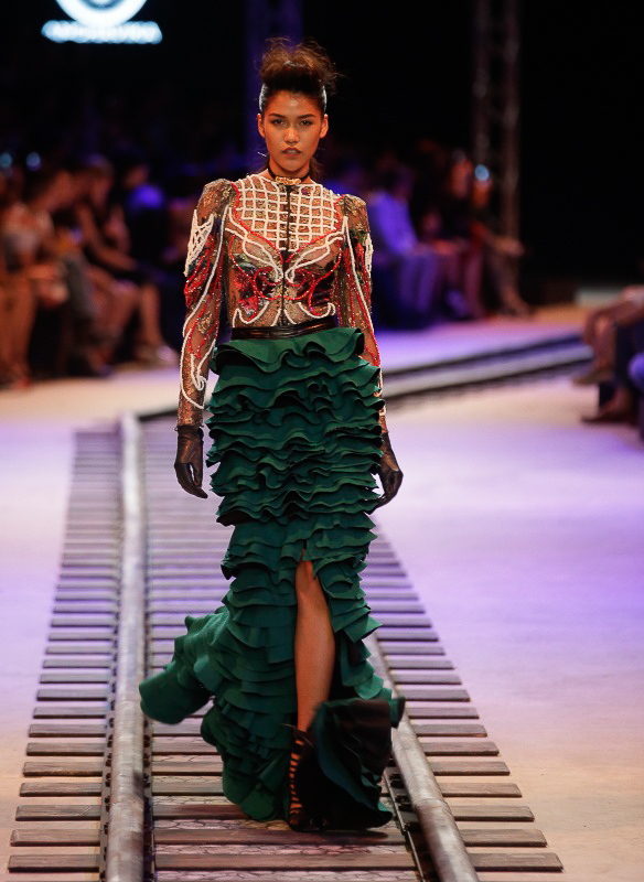 Tuần lễ Thời trang ELLE Thailand Xuân-Hè 2016
