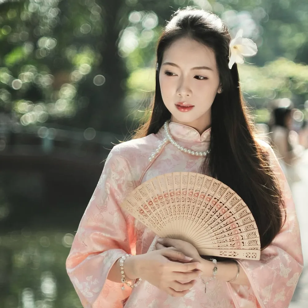 tạo dáng ở thảo cầm viên