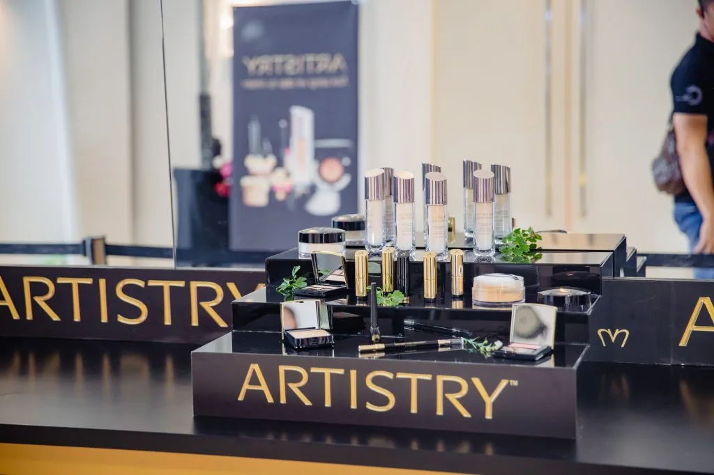 bộ mỹ phẩm cao cấp Artistry Signature Artistry Signature 02