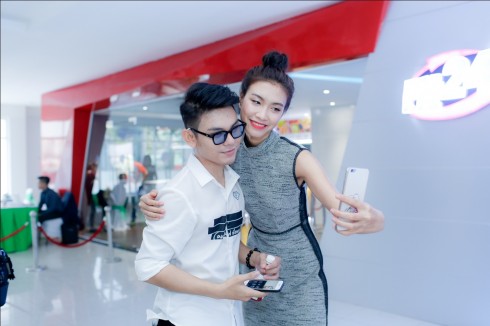 F juice nguoi ban dong hanh trong phong gym – ellevietnam 08