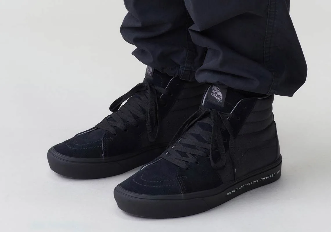 Mẫu Sk8 Hi Neighborhood on feet