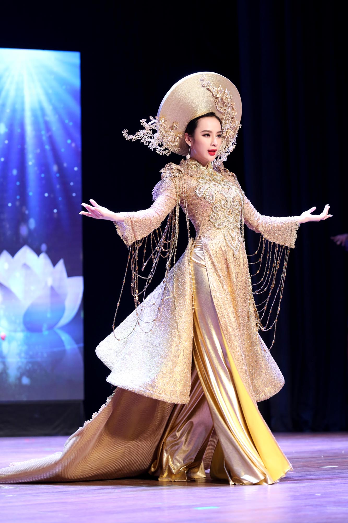 angela phương trinh - elle việt nam 13