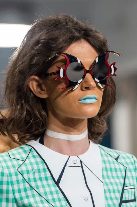 Chiếc kính mắt quái đản của Thom Browne