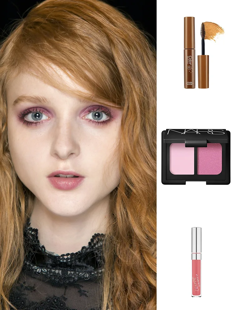 Sản phẩm gợi ý: Mascara lông mày Etude House, màu mắt Nars. son kem lì Colourpop.