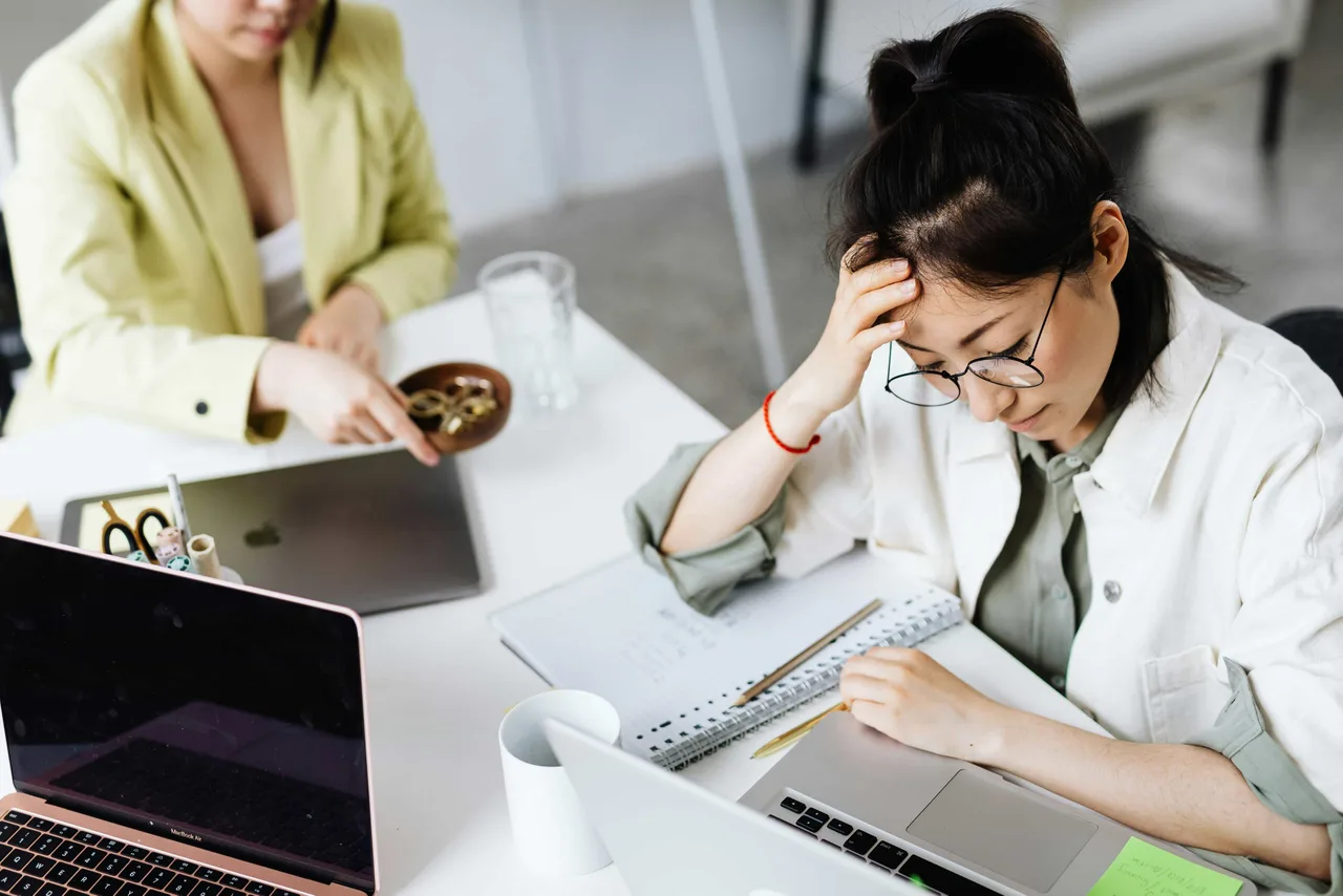 Ứng phó với kiểu người thao túng tâm lý tại nơi làm việc