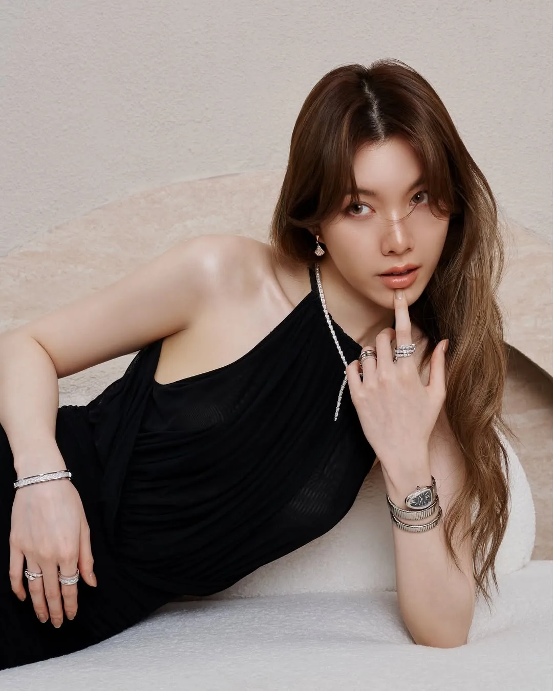 Orm Kornnaphat BVLGARI bulgari