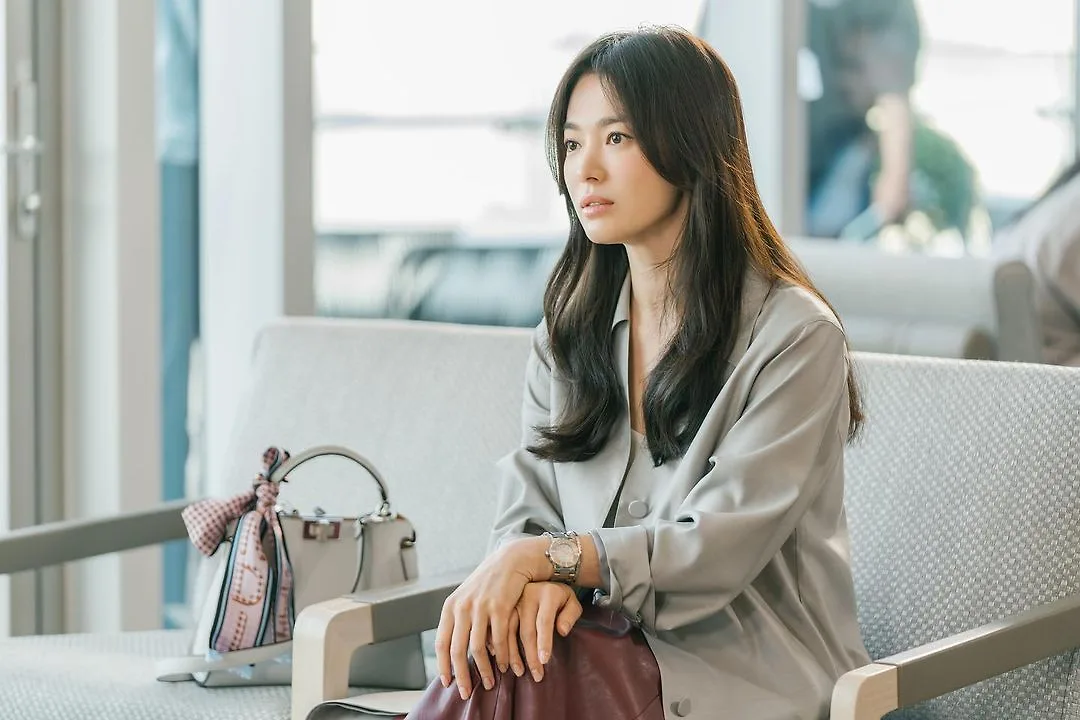 song hye kyo áo khoác dáng dài