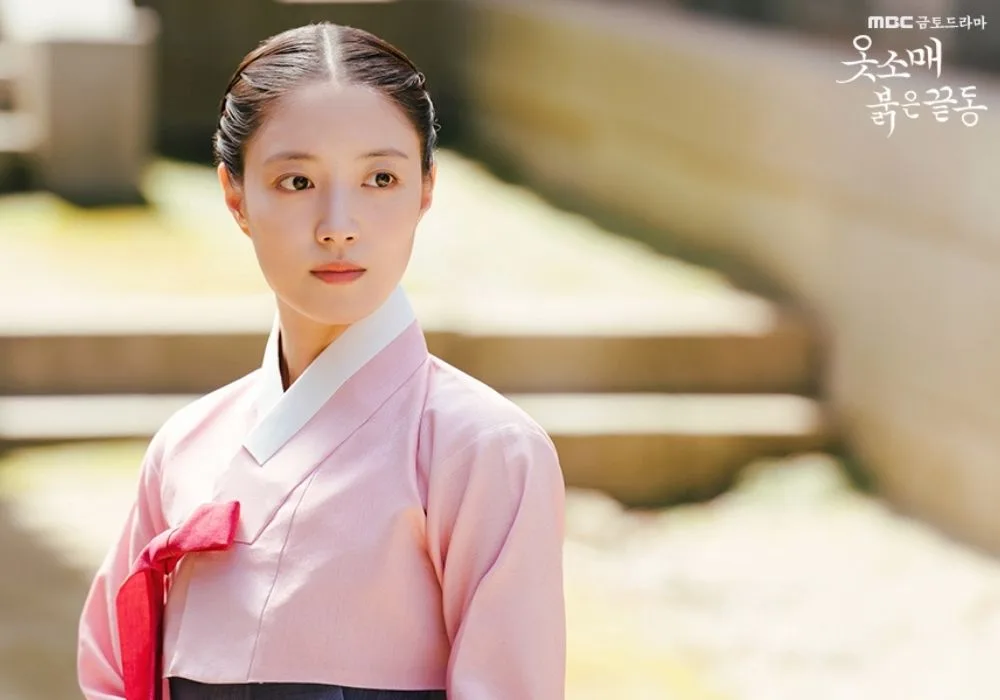 phim hàn the red sleeve lee se young