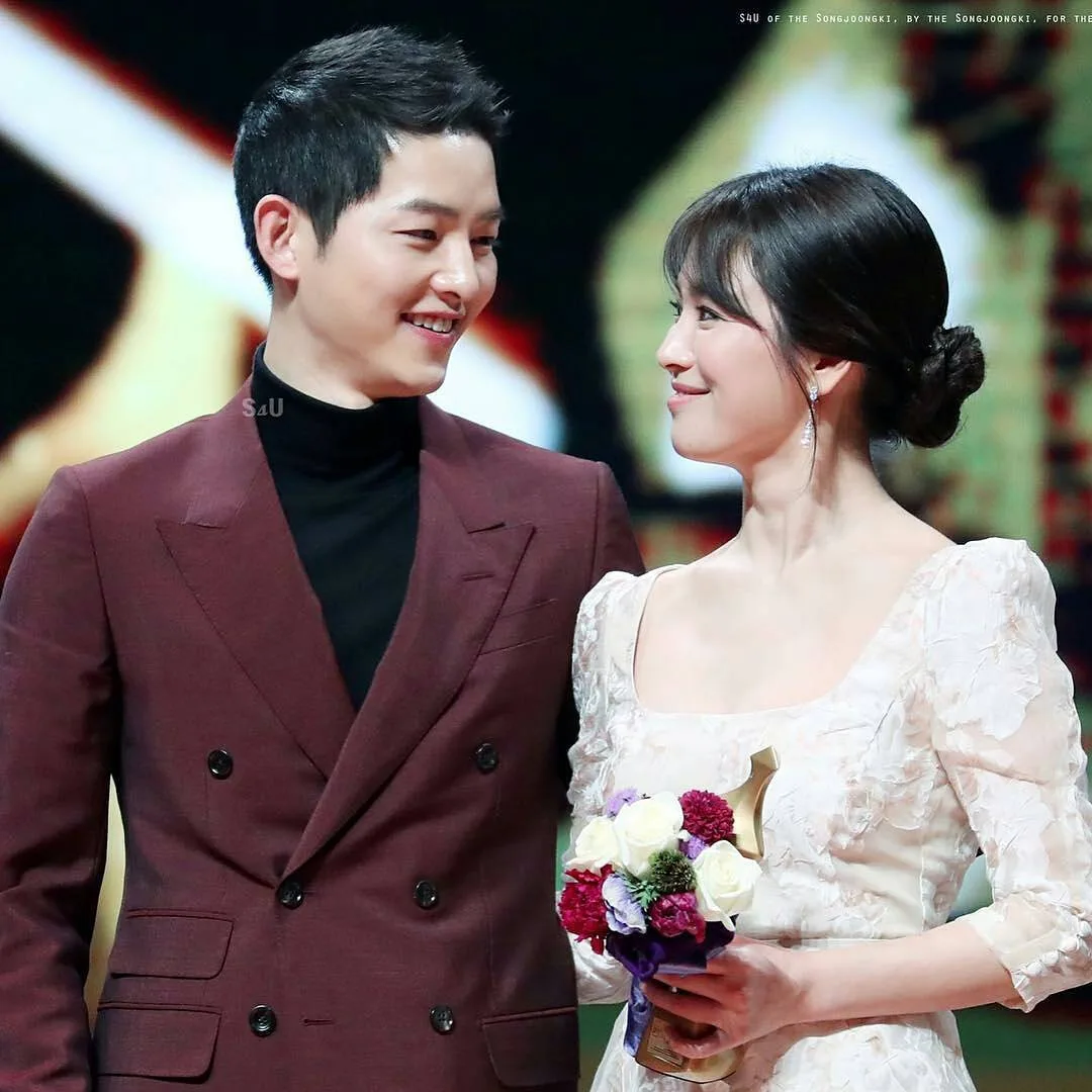 Bí quyết giữ mãi tuổi thanh xuân của Song Hye Kyo Bí quyết giữ mãi tuổi thanh xuân của Song Hye Kyo