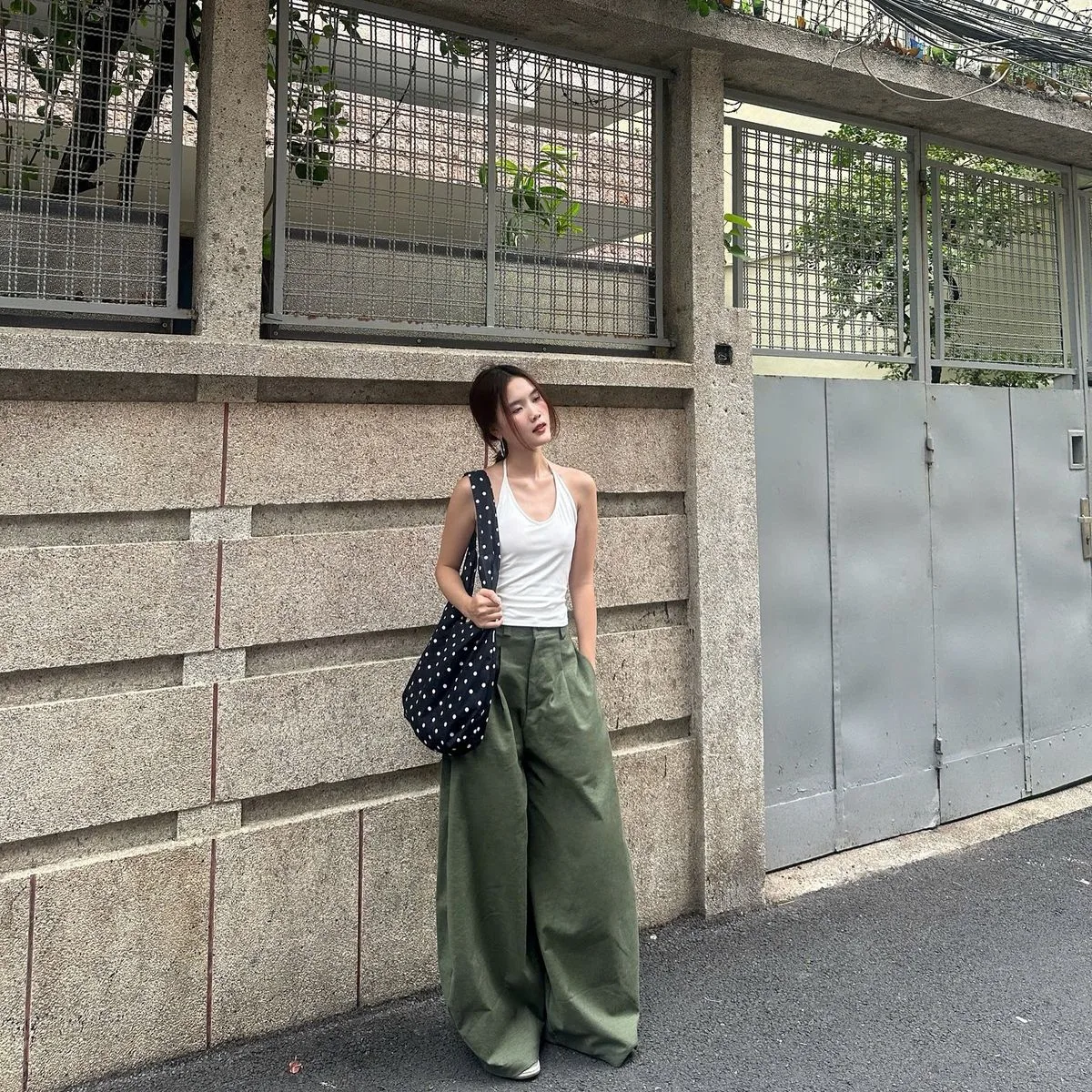 Quần ống rộng xanh rêu
