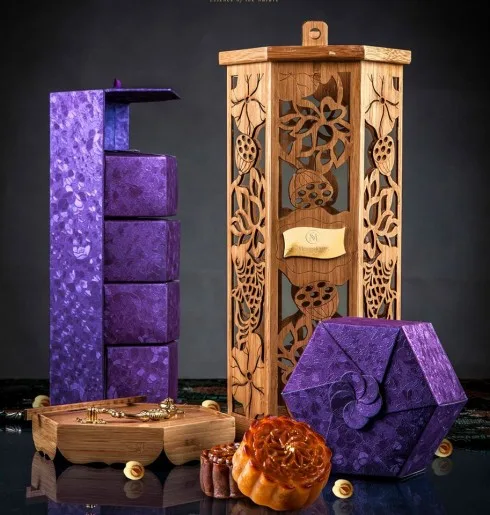Hộp bánh Đèn lồng tre.