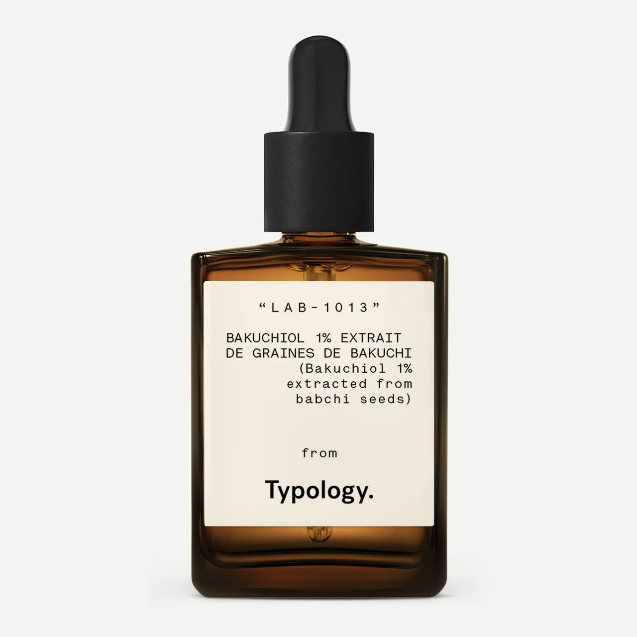 Phụ nữ Pháp sử dụng Typology Blemish Serum 1% Bakuchiol. Phụ nữ Pháp sử dụng Typology Blemish Serum 1% Bakuchiol.