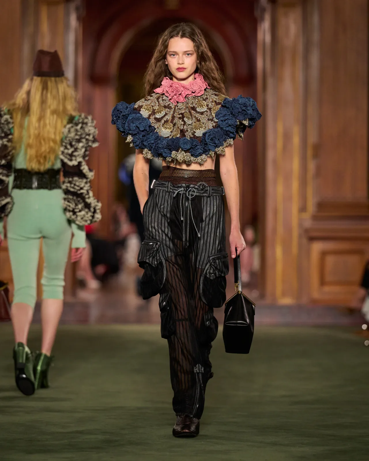 WOMEN_CRUISE_2027_Look_55