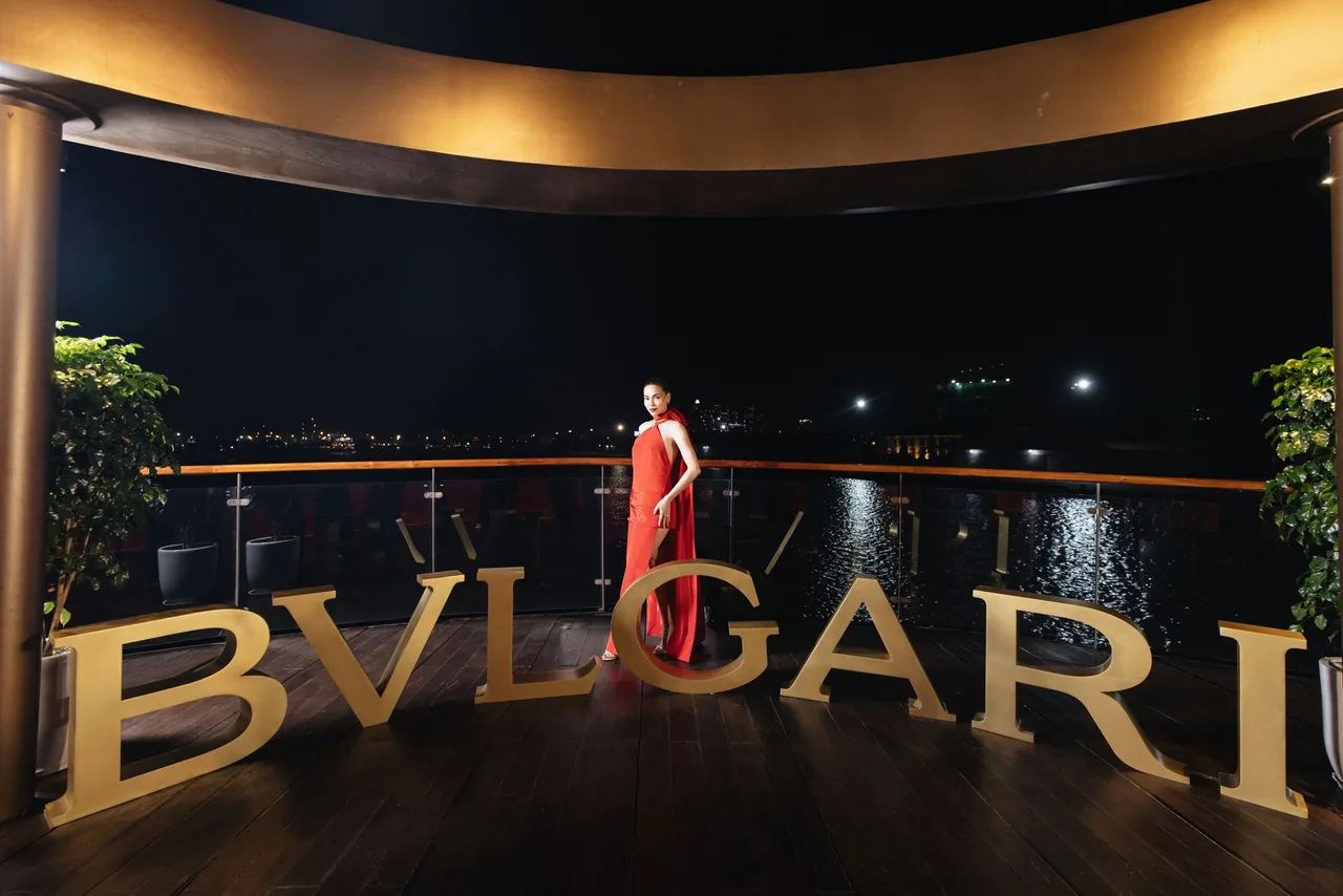 Hồ Ngọc Hà tại buổi tiệc đón năm mới của Bvlgari
