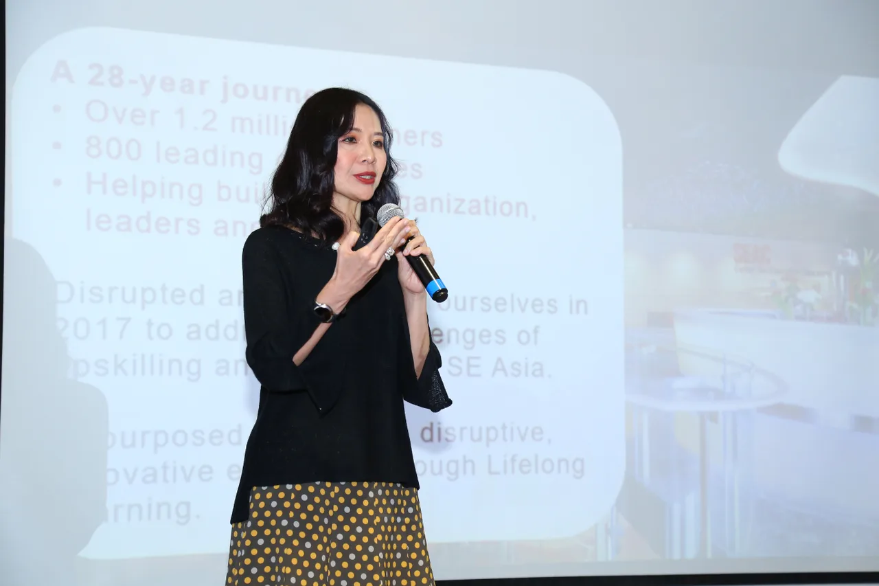 ứng dụng elsa speak 10