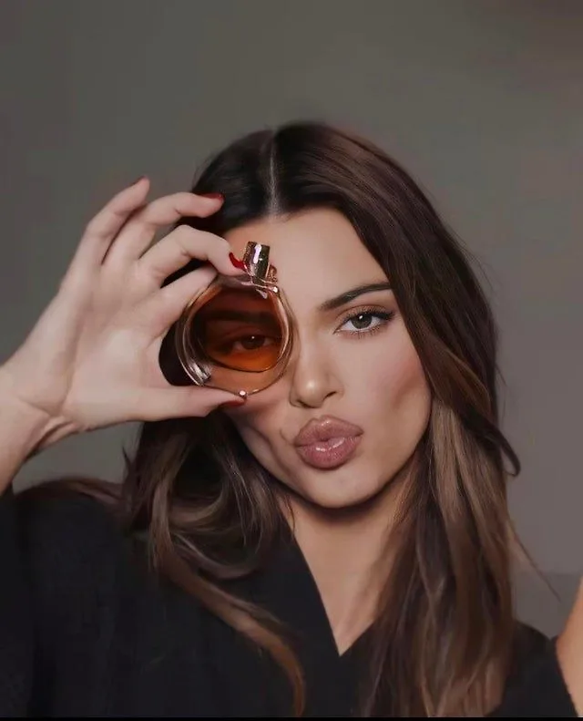 Lạc vào thế giới huyền bí của hương nước hoa phương Đông kendall jenner nước hoa phương Đông