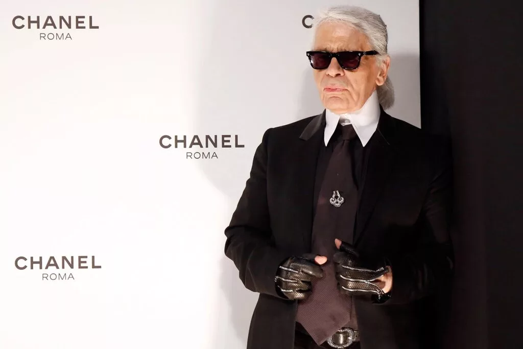 karl lagerfeld kinh mat