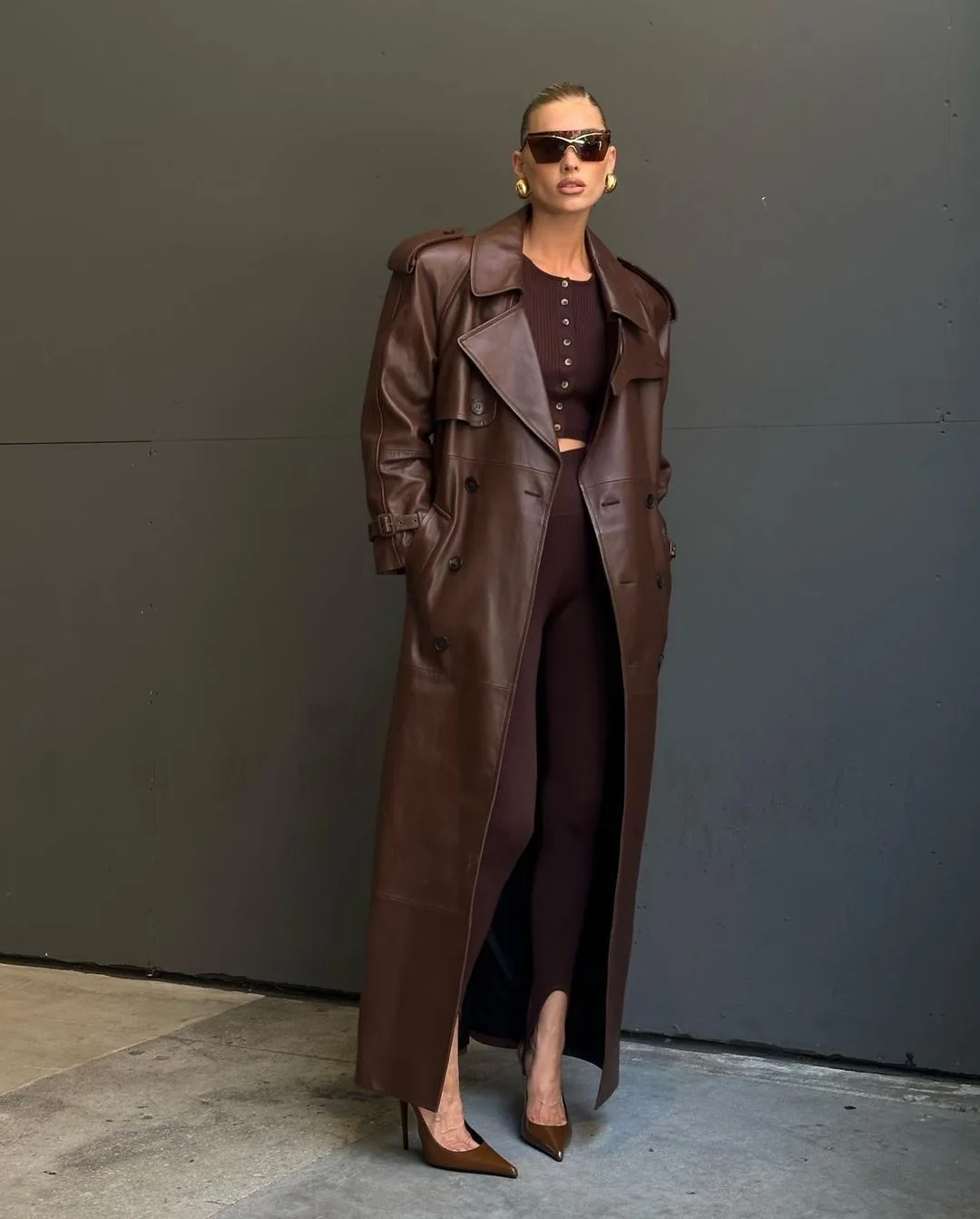 hoskelsa diện măng tô